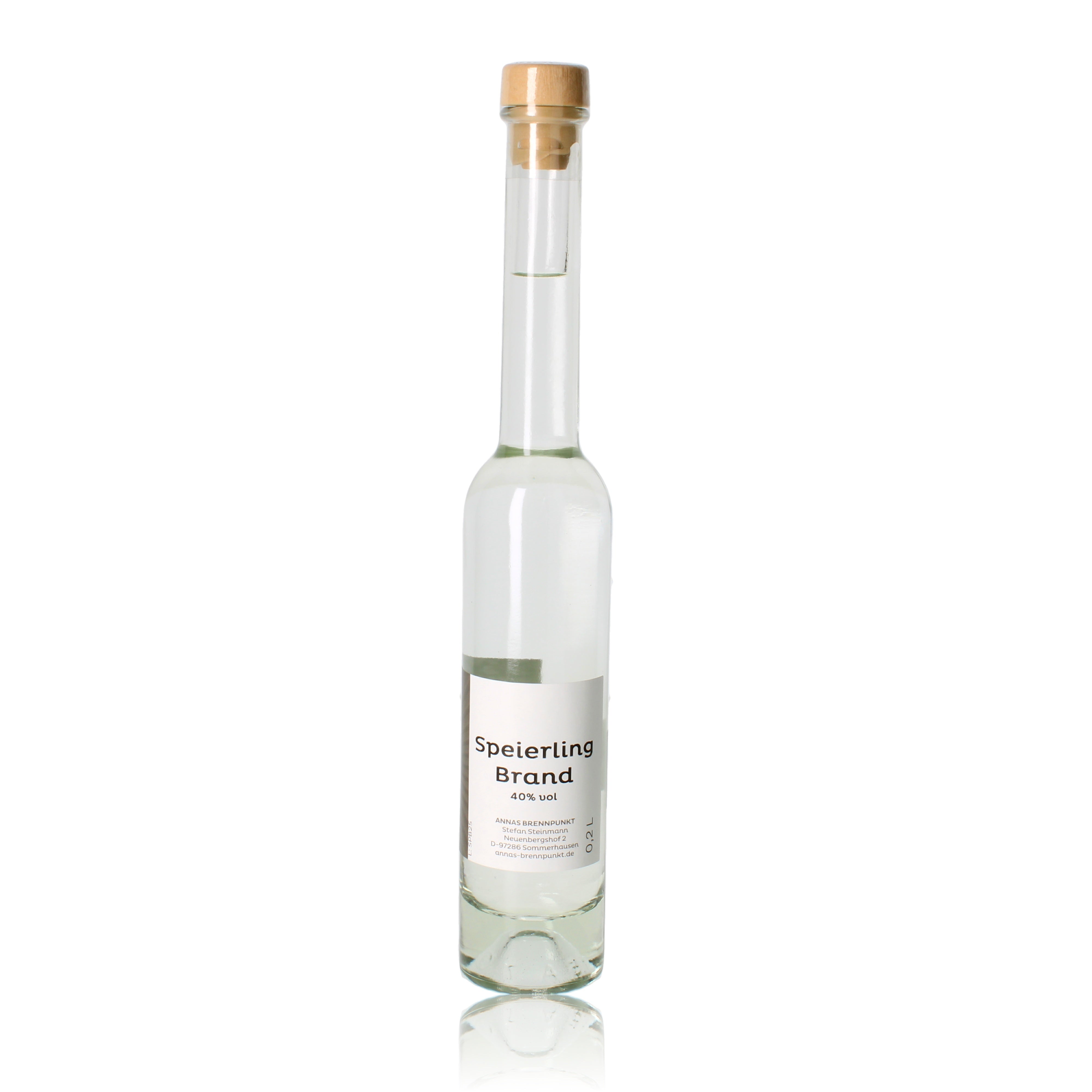 Steinmann Speierling -brandyä 0,2 l, alkoholipitoisuus 40 tilavuusprosenttia