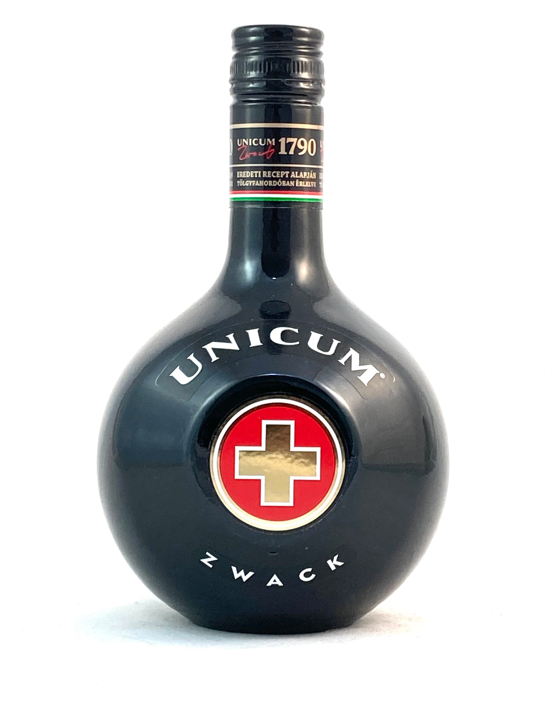 Unicum 0,7l, alk. 40 tilavuusprosenttia, yrttilikööri Unkari