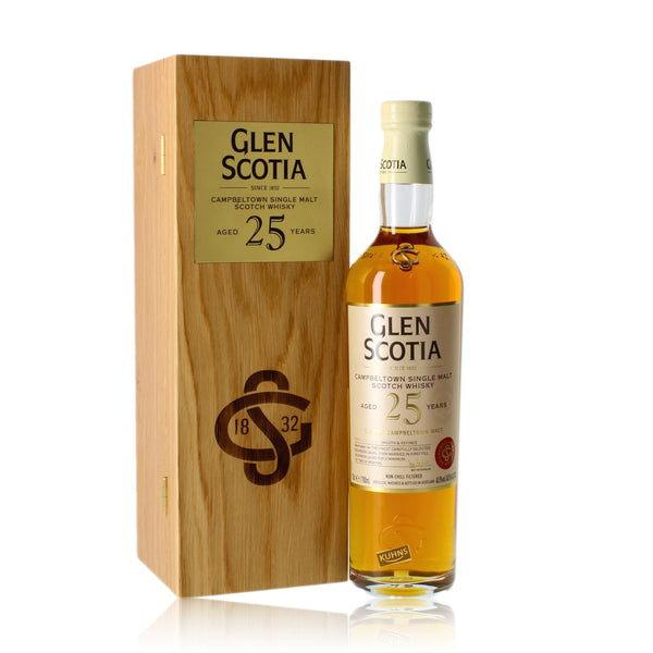 Glen Scotia 25 vuotta 0,7l, alk. 48,8 tilavuusprosenttia.